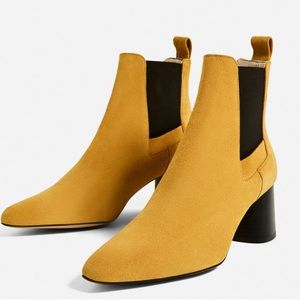 SALE | Zara mustard yellow suede ankle boots